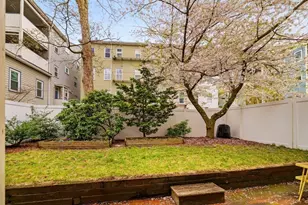 13 Hubbard St, Boston, MA 02130 - Photo 37