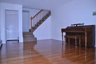 21 Goldsmith Ave, Beverly, MA 01915 - Photo 3