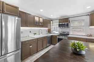 43 Allen St, Gardner, MA 01440 - Photo 3