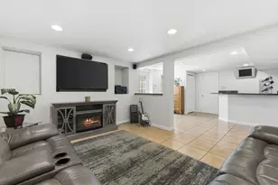 12 Bisbee Rd, Saugus, MA 01906 - Photo 11