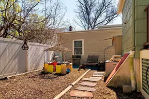 10 Gilman St, Boston, MA 02131 - Photo 35