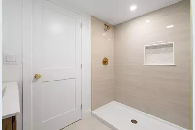 0-8 Everett St, Wakefield, MA 01880 - Photo 19