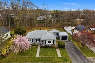 89 Lexington Ave, Dartmouth, MA 02747 - Photo 3