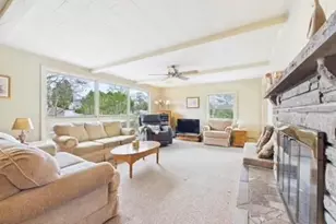 264 Appleton St, New Bedford, MA 02745 - Photo 9