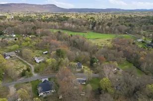 138 West St, Easthampton, MA 01027 - Photo 37