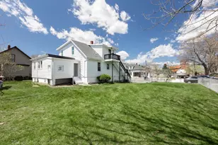 6 Grant St, Acushnet, MA 02743 - Photo 5