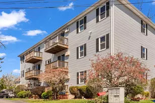 434 Linden St, Fall River, MA 02720 - Photo 3