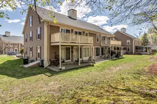35 Essex Green Ln, Peabody, MA 01960 - Photo 25