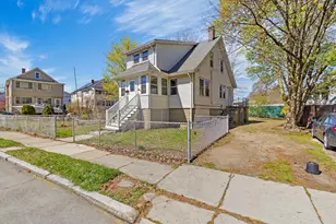 61 Ross St, Medford, MA 02155 - Photo 3