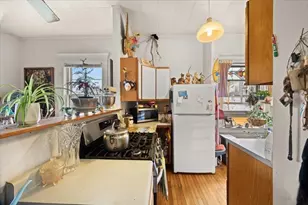 179 Cottage St, New Bedford, MA 02740 - Photo 13