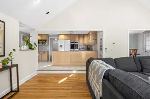 60 Orne St, Salem, MA 01970 - Photo 15