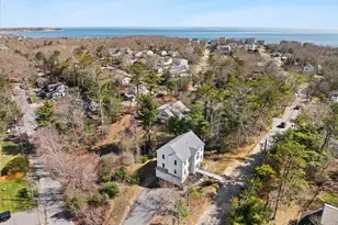 10 Manomet Beach Blvd, Plymouth, MA 02360 - Photo 9