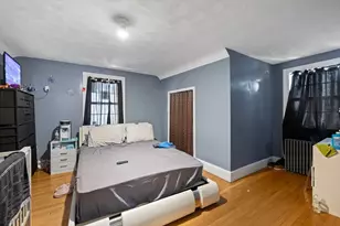 36 Irving St, Revere, MA 02151 - Photo 7