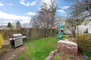 36 Irving St, Revere, MA 02151 - Photo 29