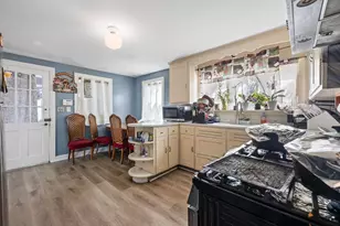 36 Irving St, Revere, MA 02151 - Photo 13