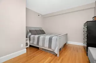 87 Ash St, Waltham, MA 02453 - Photo 11