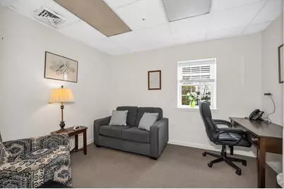 1595 Lakeview Ave #9, Dracut, MA 01826 - Photo 11