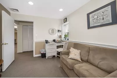 1595 Lakeview Ave #9, Dracut, MA 01826 - Photo 13