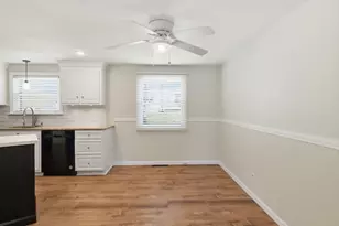 25 Coolidge Ave, Westfield, MA 01085 - Photo 7