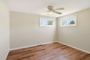 25 Coolidge Ave, Westfield, MA 01085 - Photo 15