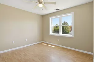 25 Coolidge Ave, Westfield, MA 01085 - Photo 19