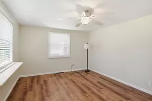 25 Coolidge Ave, Westfield, MA 01085 - Photo 11