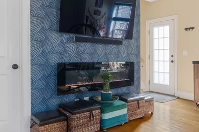 42 Lexington St #3, Waltham, MA 02452 - Photo 9