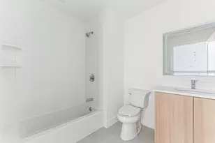 1035 Commonwealth Ave, Boston, MA 02215 - Photo 9