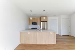 1035 Commonwealth Ave, Boston, MA 02215 - Photo 3