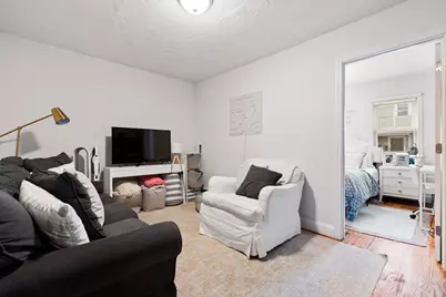 442 West 4th #1, Boston, MA 02127 - Photo 5
