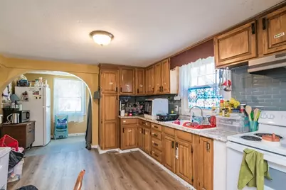 32 Randall Place, Springfield, MA 01108 - Photo 9
