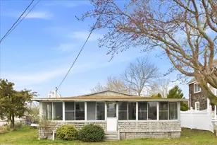 64 Central St, Marshfield, MA 02020 - Photo 3