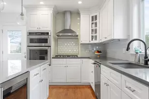 46 Washburn St, Watertown, MA 02472 - Photo 7