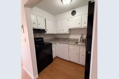 1186 Worcester Rd #921, Framingham, MA 01702 - Photo 5