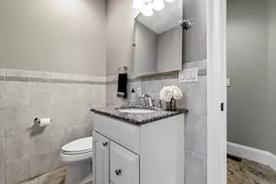 7 Freeman St, Lynnfield, MA 01940 - Photo 13