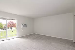 20 Lawrence Ave, South Hadley, MA 01075 - Photo 9