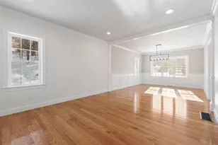 2 Clover Glen Cir, Shrewsbury, MA 01545 - Photo 9