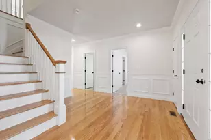 2 Clover Glen Cir, Shrewsbury, MA 01545 - Photo 5