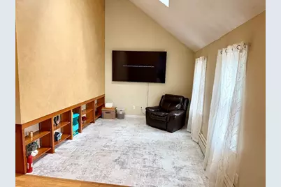51 Slater St, Attleboro, MA 02703 - Photo 23