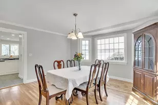 106 Grove St, Lexington, MA 02420 - Photo 13