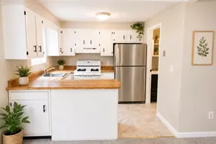 46 Pawtucket, Tyngsborough, MA 01879 - Photo 9