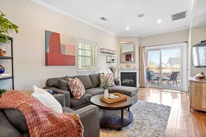 200 Emerson St #3 Penthouse, Boston, MA 02127 - Photo 5