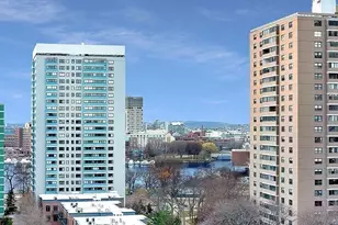9 Hawthorne Pl, Boston, MA 02114 - Photo 3
