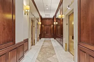 9 Hawthorne Pl, Boston, MA 02114 - Photo 13