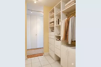 9 Hawthorne Place #17B, Boston, MA 02114 - Photo 5