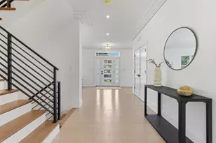 22 Mt Zion Rd, Melrose, MA 02176 - Photo 3