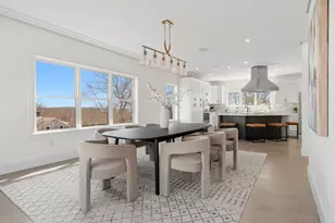 22 Mt Zion Rd, Melrose, MA 02176 - Photo 9
