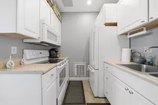 77 Adams St, Quincy, MA 02169 - Photo 25