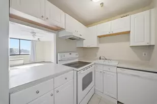 77 Adams St, Quincy, MA 02169 - Photo 15