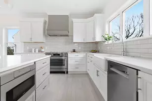 24 Mt Zion Rd, Melrose, MA 02176 - Photo 7